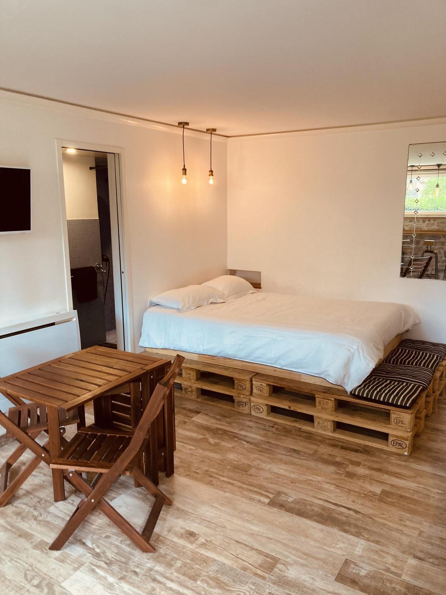 Studio Beau Rivage Apartment